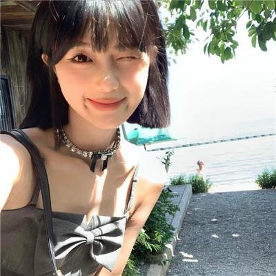 与谁共眠